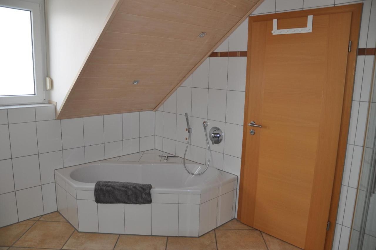 Schnurs Ferienwohnung Römerberg Exterior foto